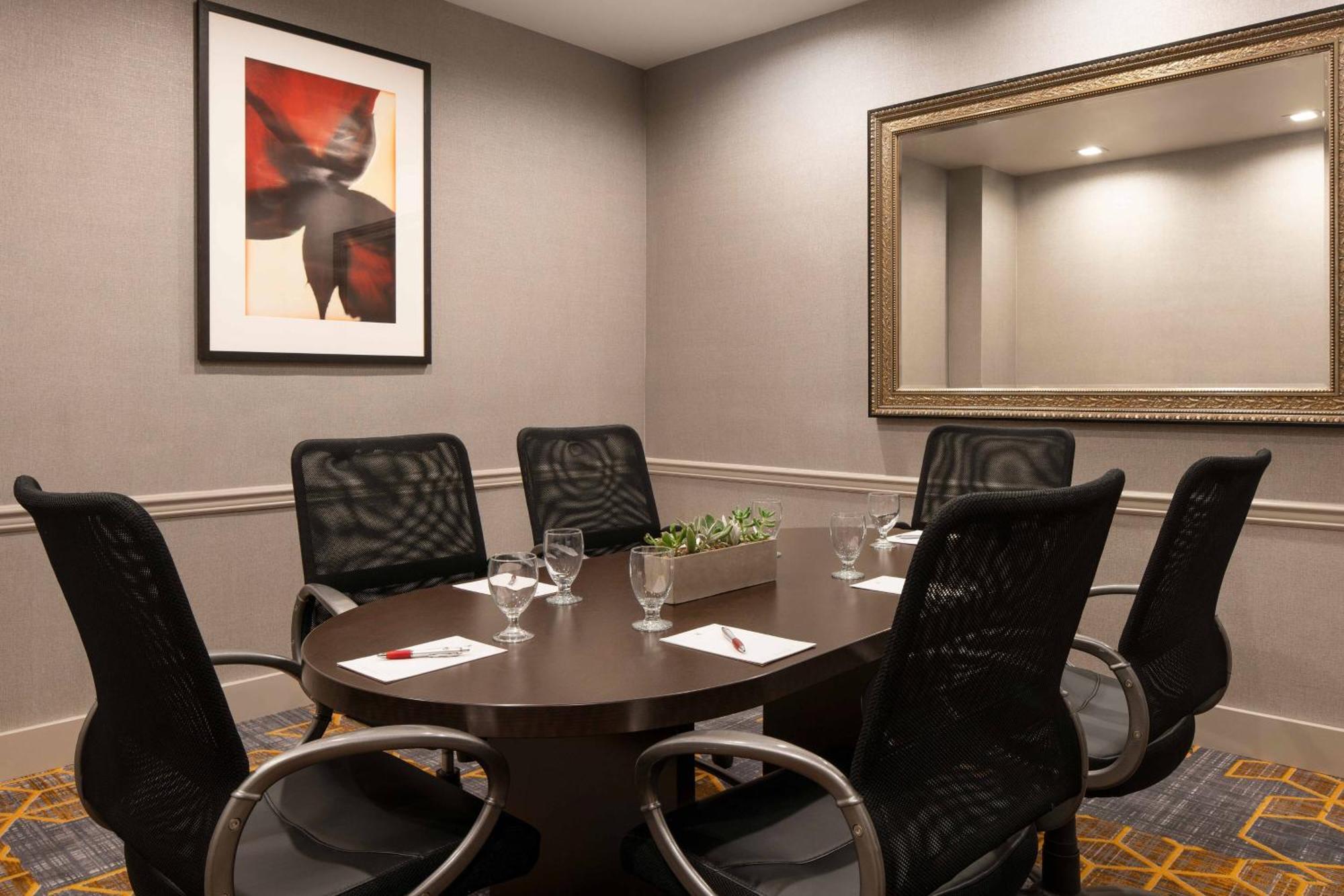 Visalia Marriott At The Convention Center Hotel Екстериор снимка