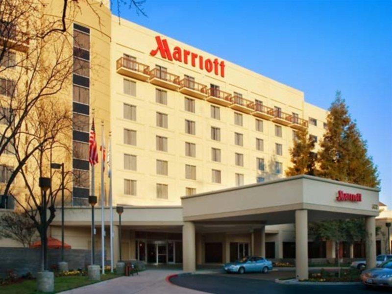 Visalia Marriott At The Convention Center Hotel Екстериор снимка