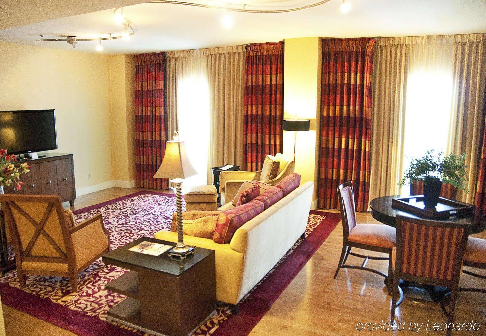 Visalia Marriott At The Convention Center Hotel Екстериор снимка
