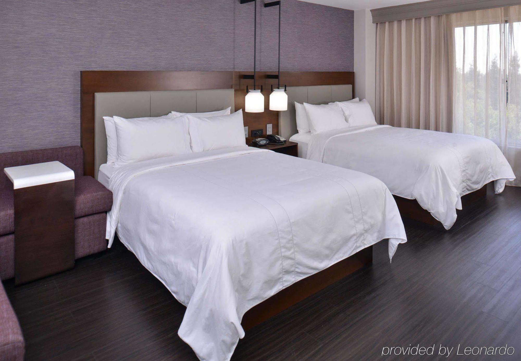 Visalia Marriott At The Convention Center Hotel Екстериор снимка