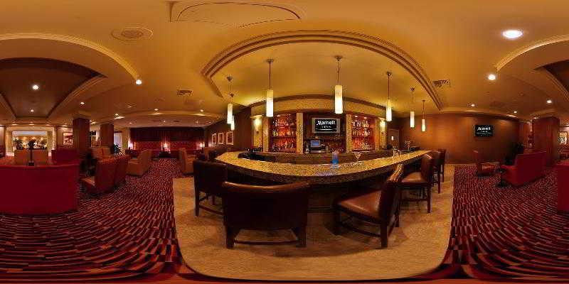 Visalia Marriott At The Convention Center Hotel Екстериор снимка